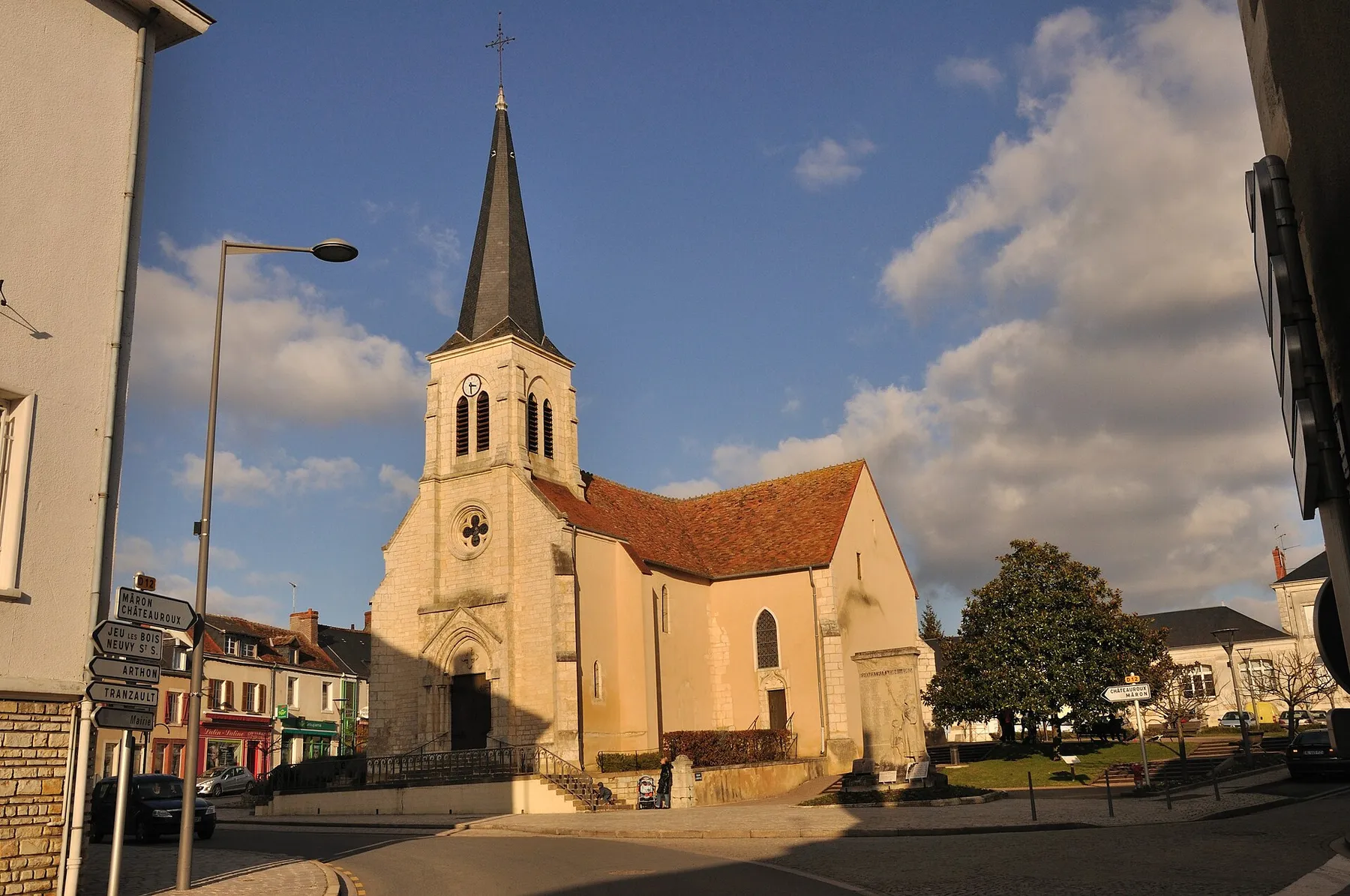 Ardentes (Indre) - Place de la République
