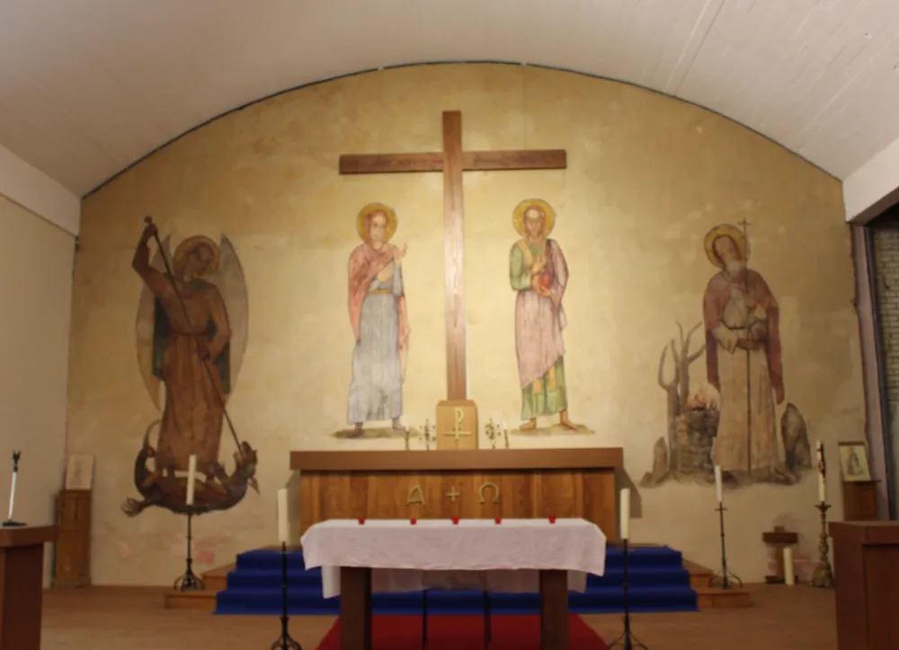 Lagerkapelle des Stacheldrahtseminars von Chartres, 2005.
