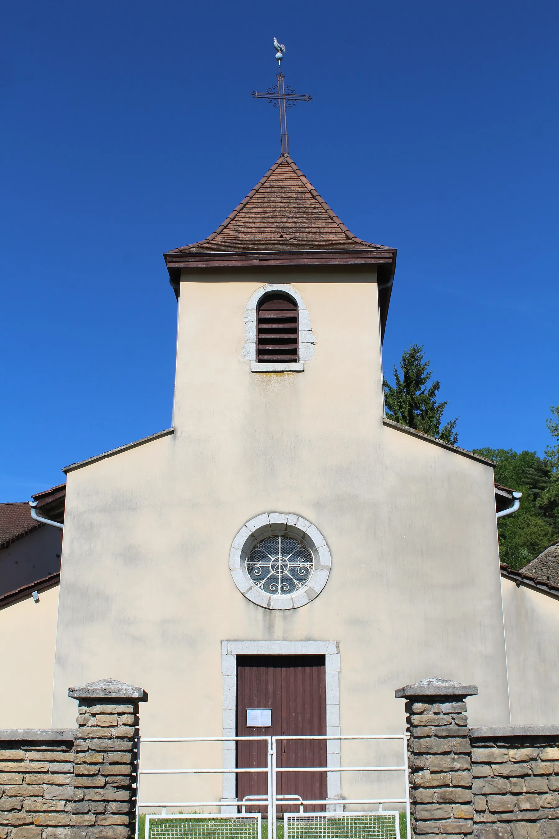 Église Saint-Gengulphe de Bourcia.