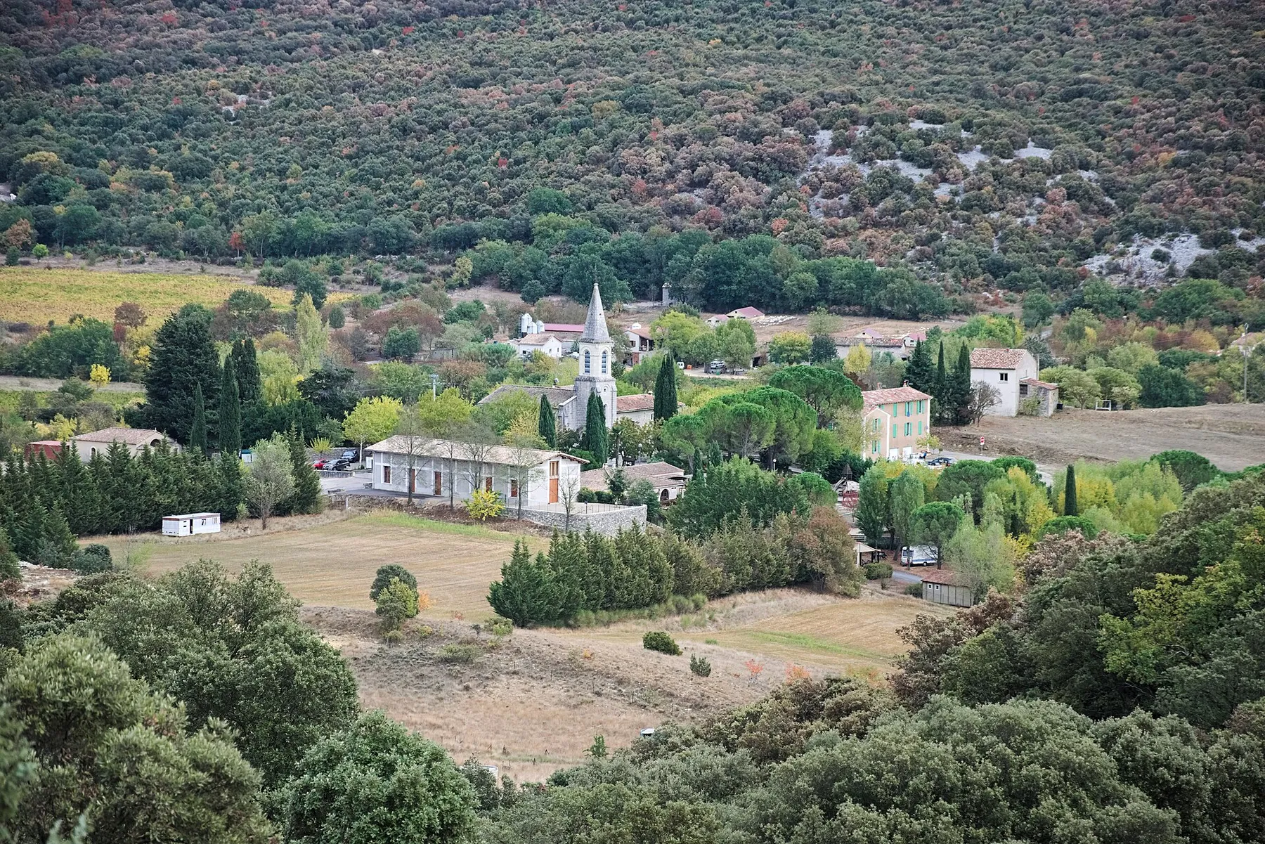 Le village de Montoulieu dans l'Hérault ( Occitanie - France )
