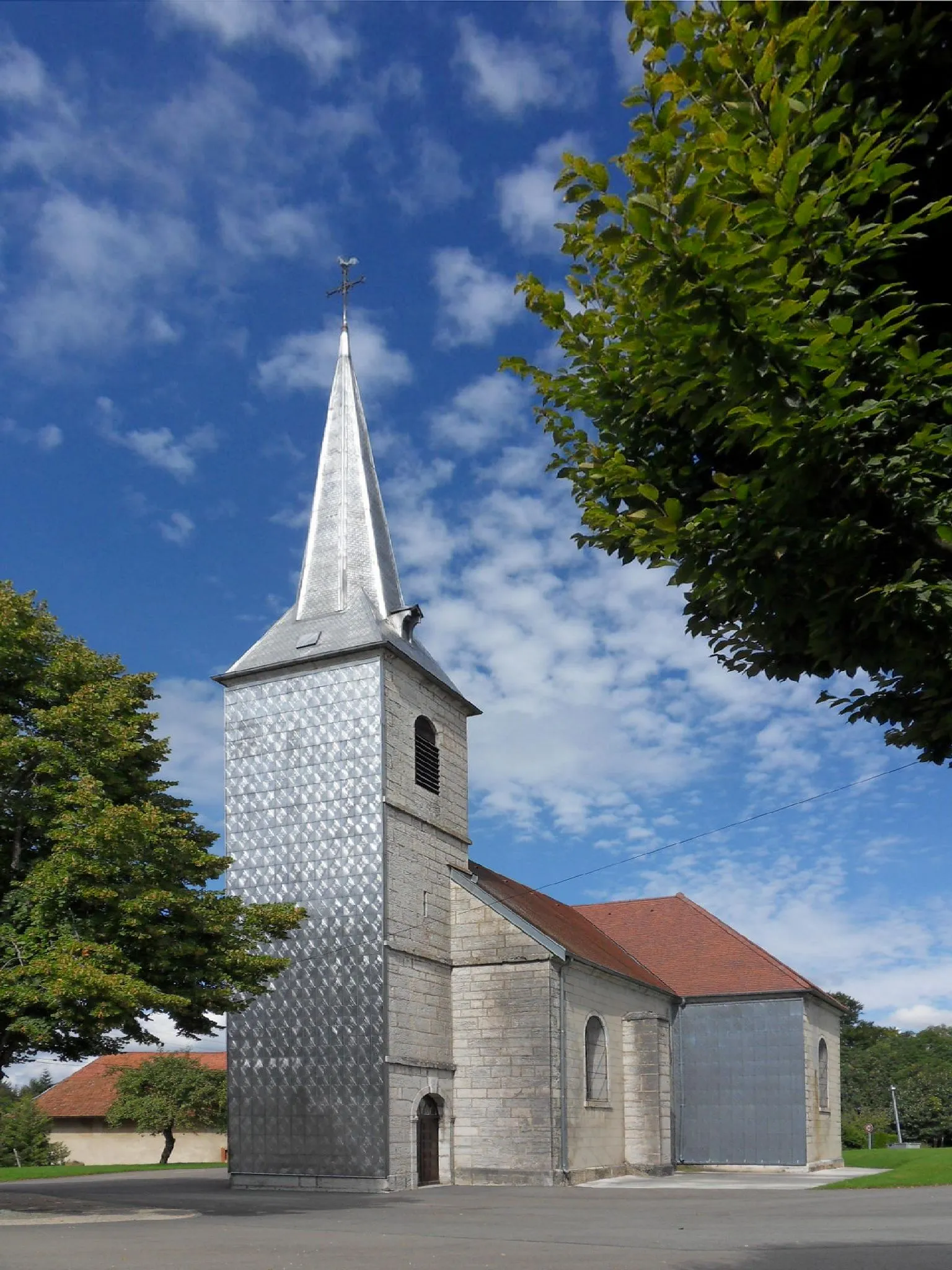 fr:Longemaison.