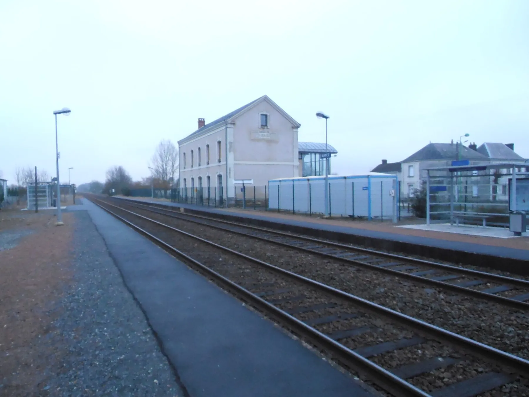 La gare vue des voies
