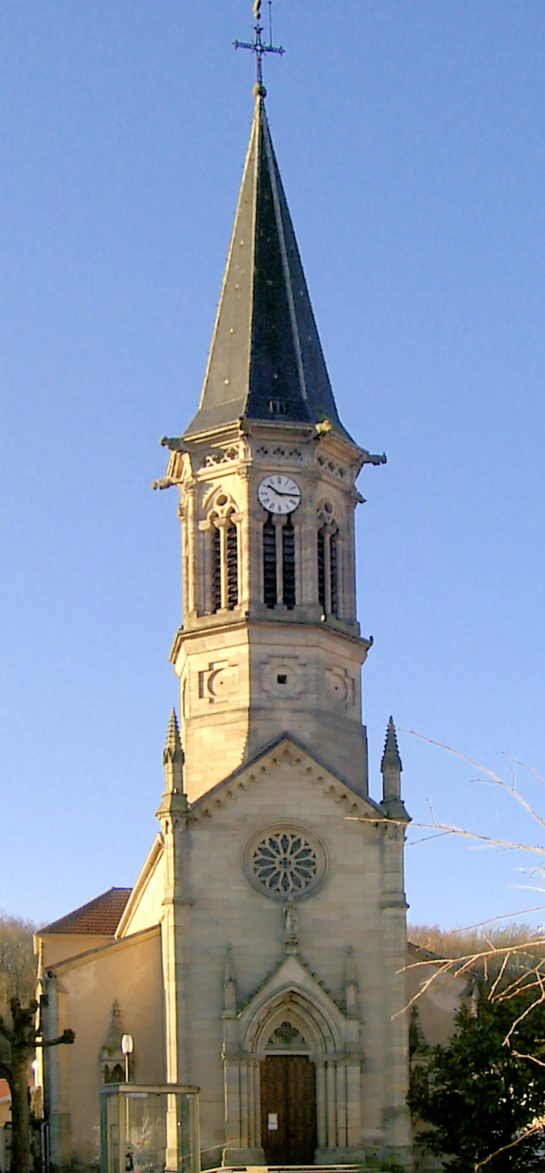 L'église Saints-Calixte-et-Julien à Nomexy