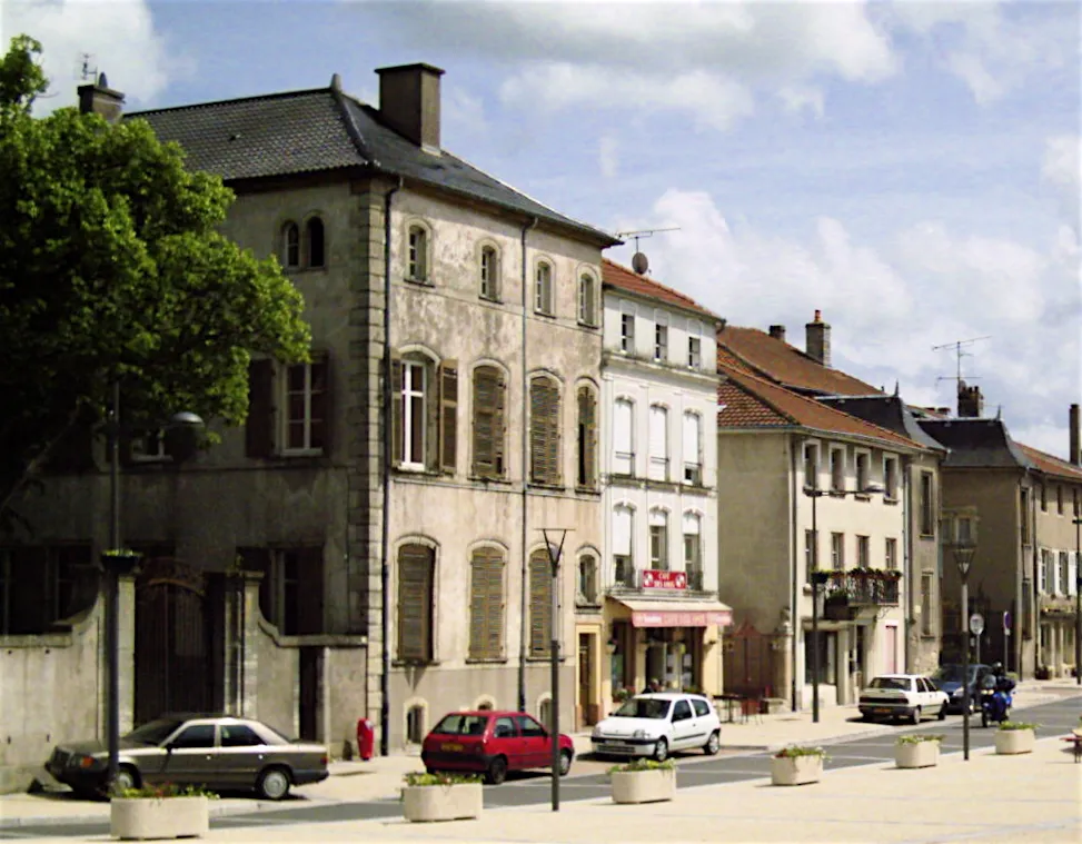 Vic-Sur-Seille 57 France, Place Jeanne d'Arc.