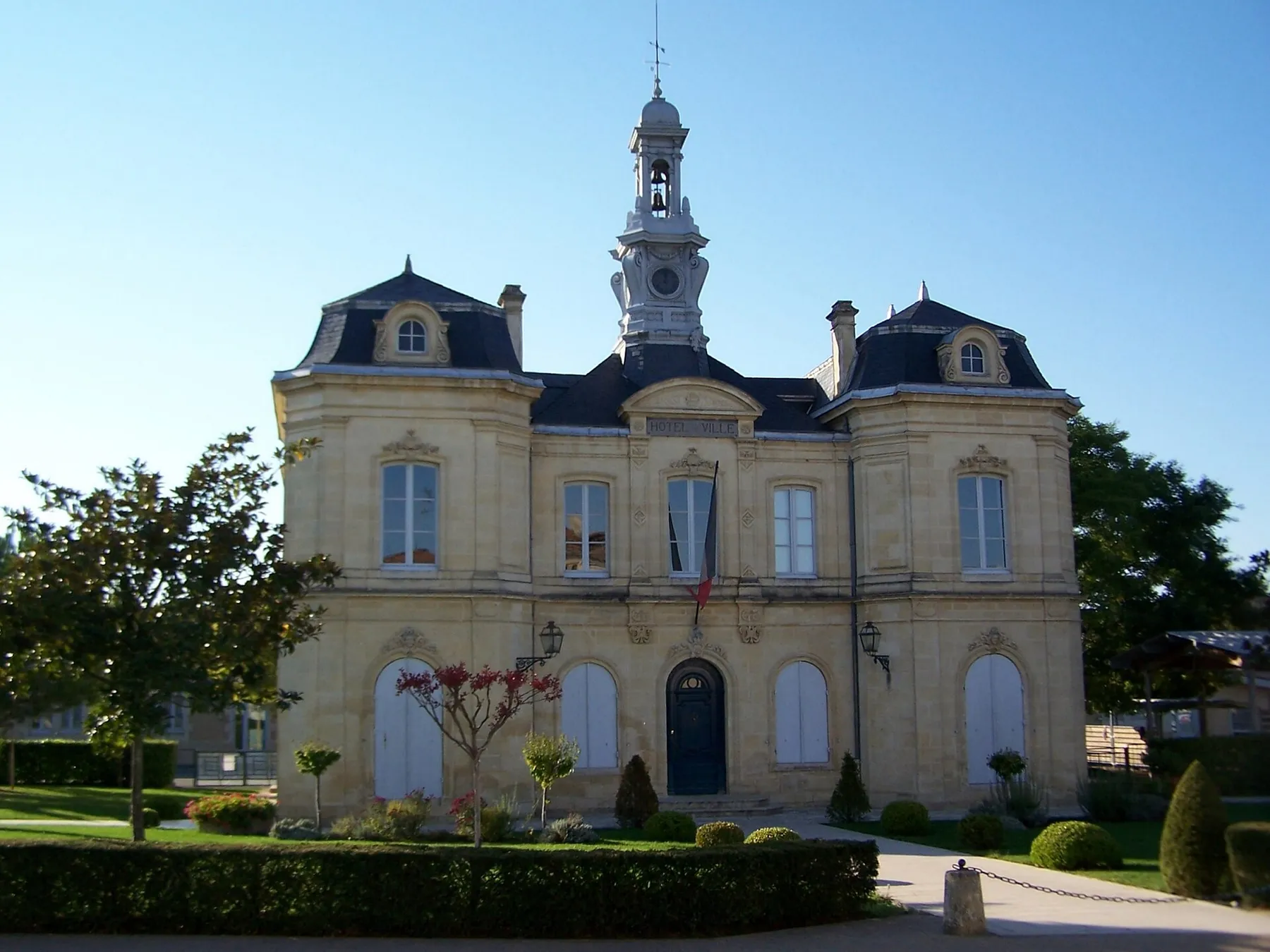 Town hall of Rauzan (Gironde, France)