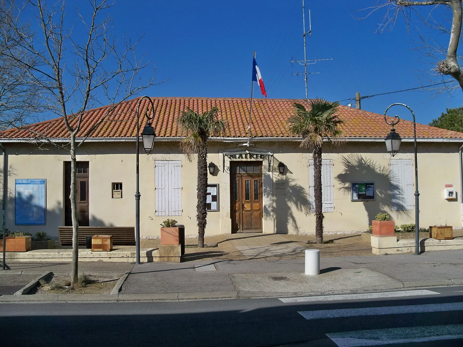 Mairie annexe de Salin de Giraud