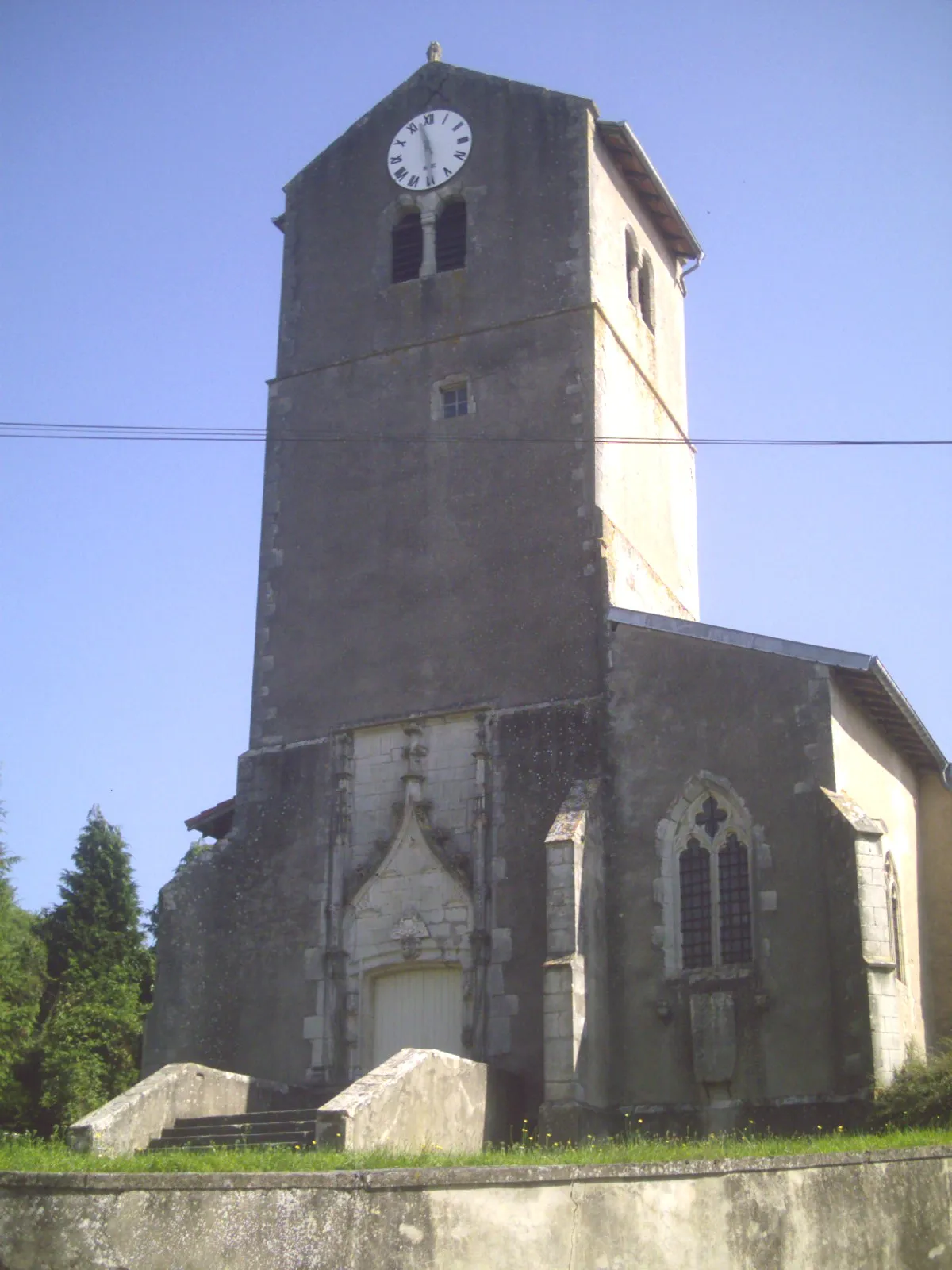 Commune de Tonnoy, église